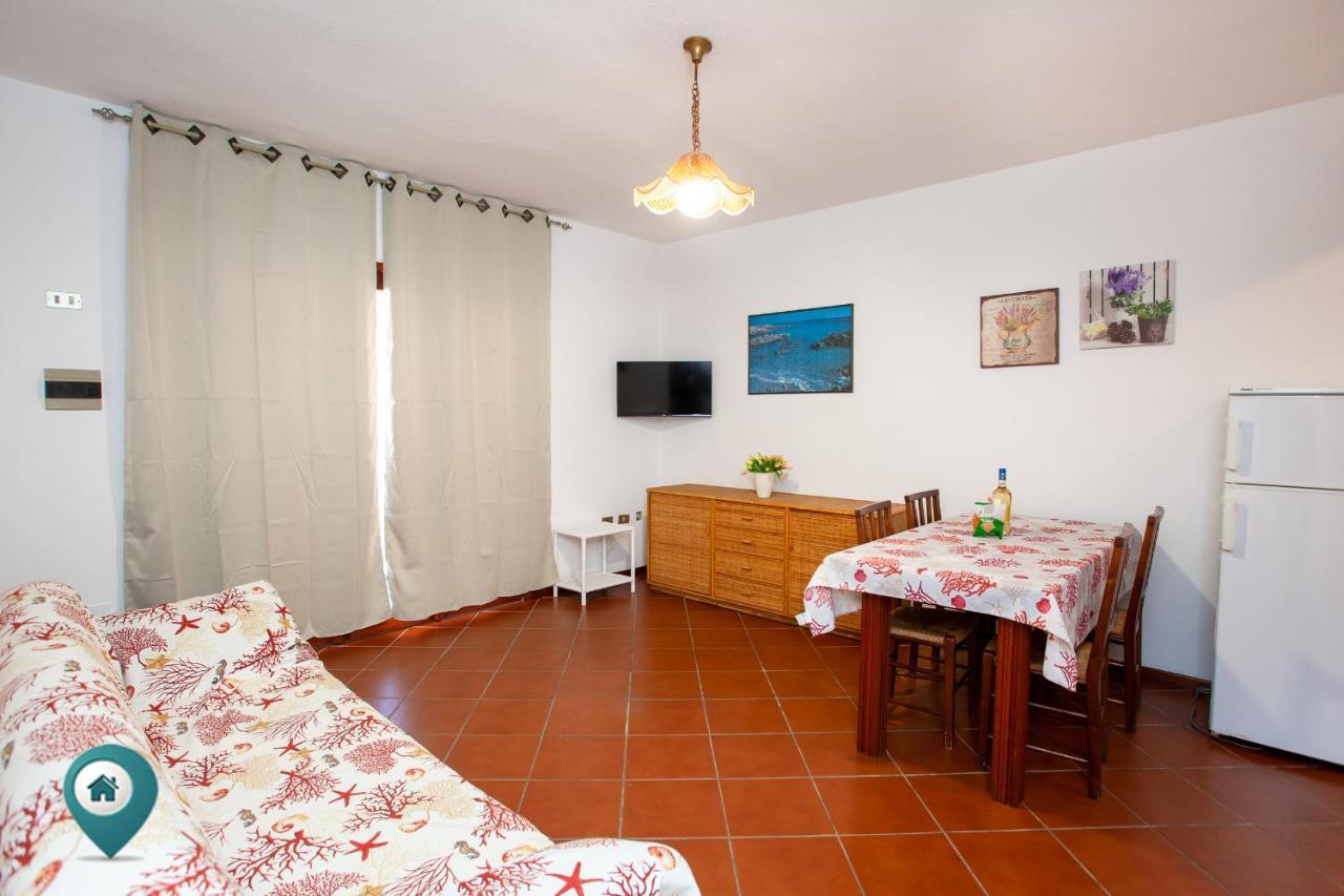 Residence Cinta 3 San Teodoro  Eksteriør billede